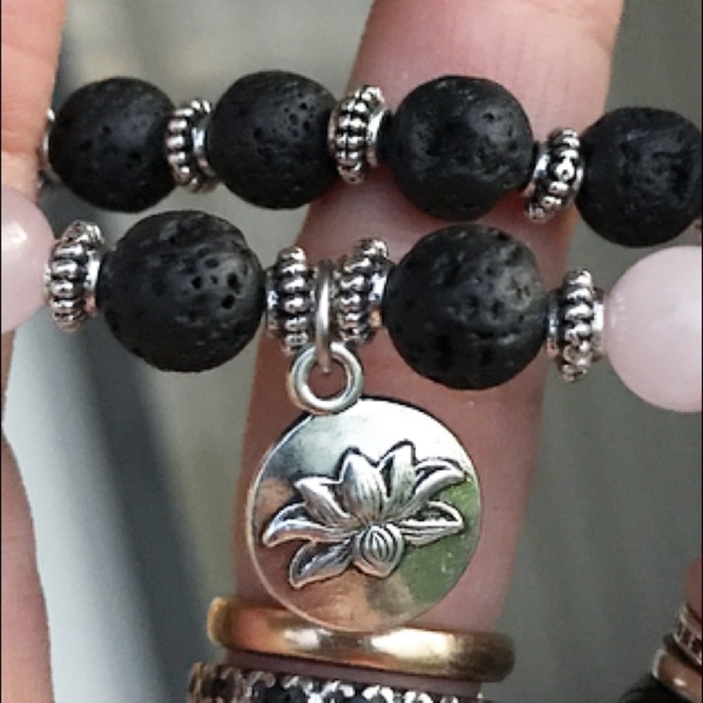 Rose quartz & oil diffuser lava rock lotus flower - Picture 4 of 8